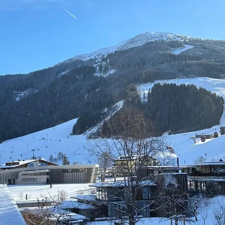 Apartamento Next To Zwoelferkogel By Hermann Weiss *