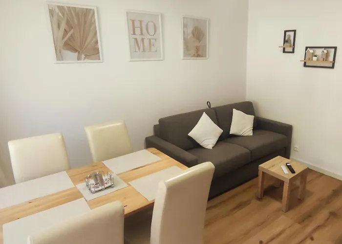 Apartamento Next To Zwoelferkogel By Hermann Weiss *