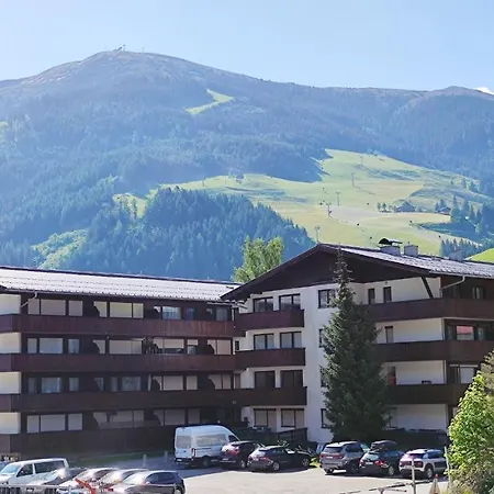 Apartment Next To Zwoelferkogel Include Jokercard Saalbach-Hinterglemm